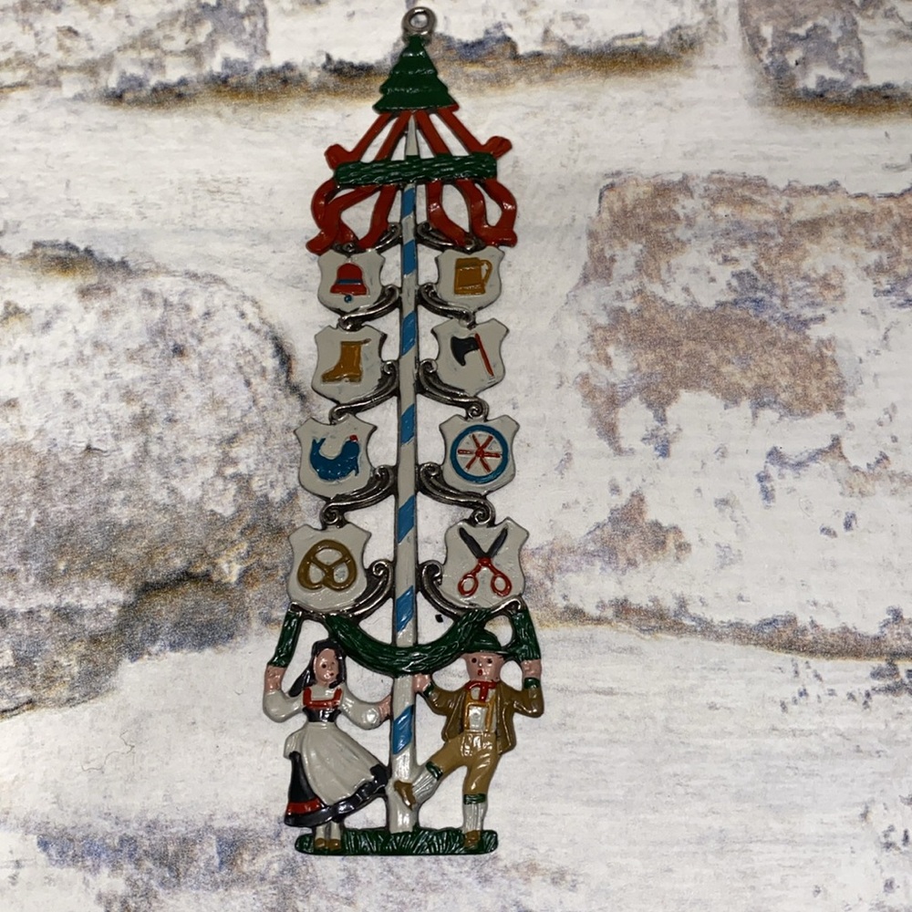 Vintage Kuhn Zinn hanging ornament pewter